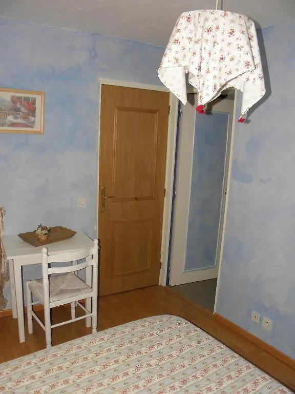 Gîte Auberge Les Terres Blanches de Méolans 0*,