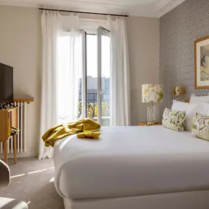 **** Hotel De Banville France
